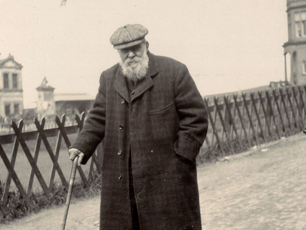 Old Tom Morris at St Andrews in later life